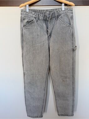 Men’s distressed Levi’s Gray Denim Jeans